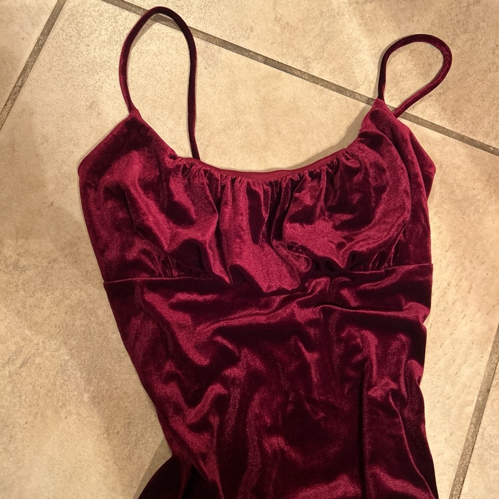 Red sayin dress
